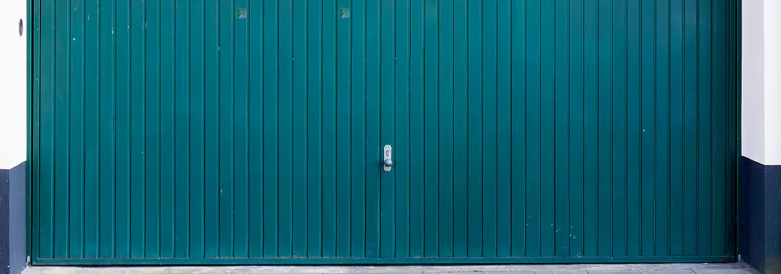 Vinyl Garage Doors Repair Specialists in Calvin Park, ON