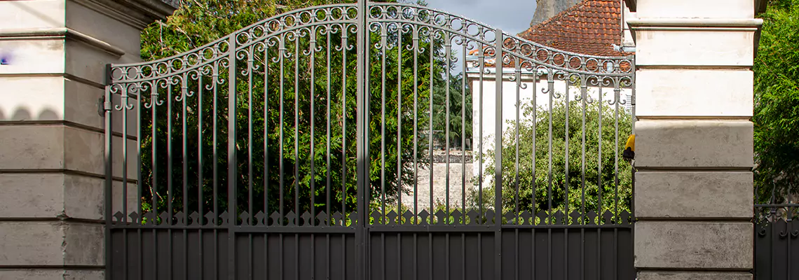 Wooden Swing Gate Repair in Calvin Park, ON
